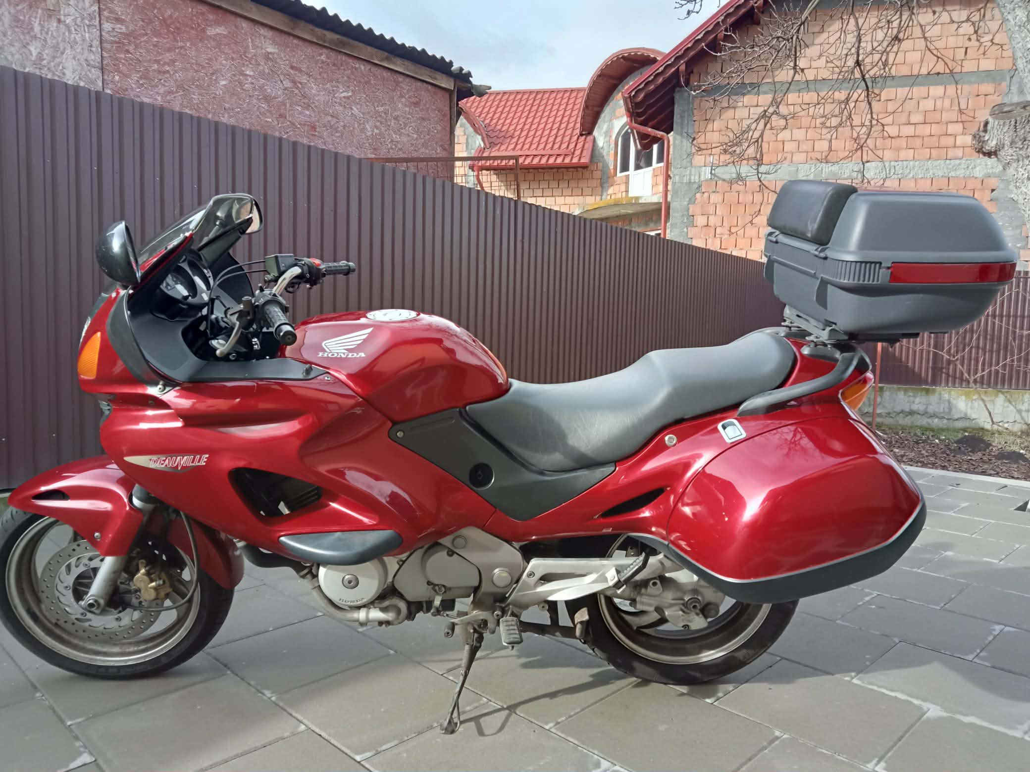 Honda Deauville 650V