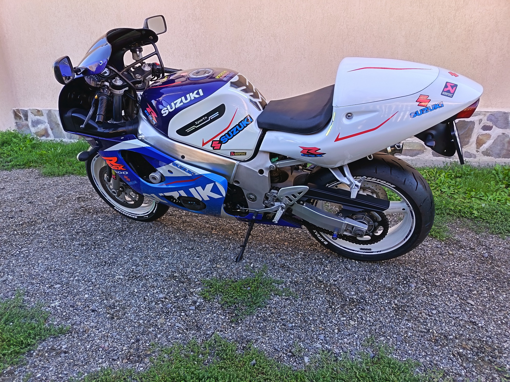 SUZUKI GSXR 600 ! ca NOU